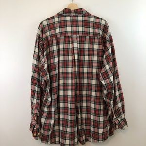 Tommy Hilfiger Shirts - Tommy Hilfiger Plaid Long Sleeve Button Down Tommy Hilfiger Shirts - Tommy Hilfiger Plaid Long Sleeve Button Down